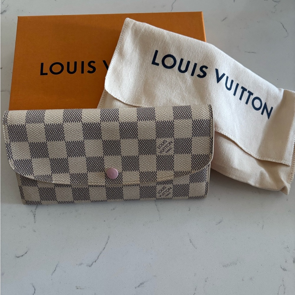 Louis Vuitton Wallet